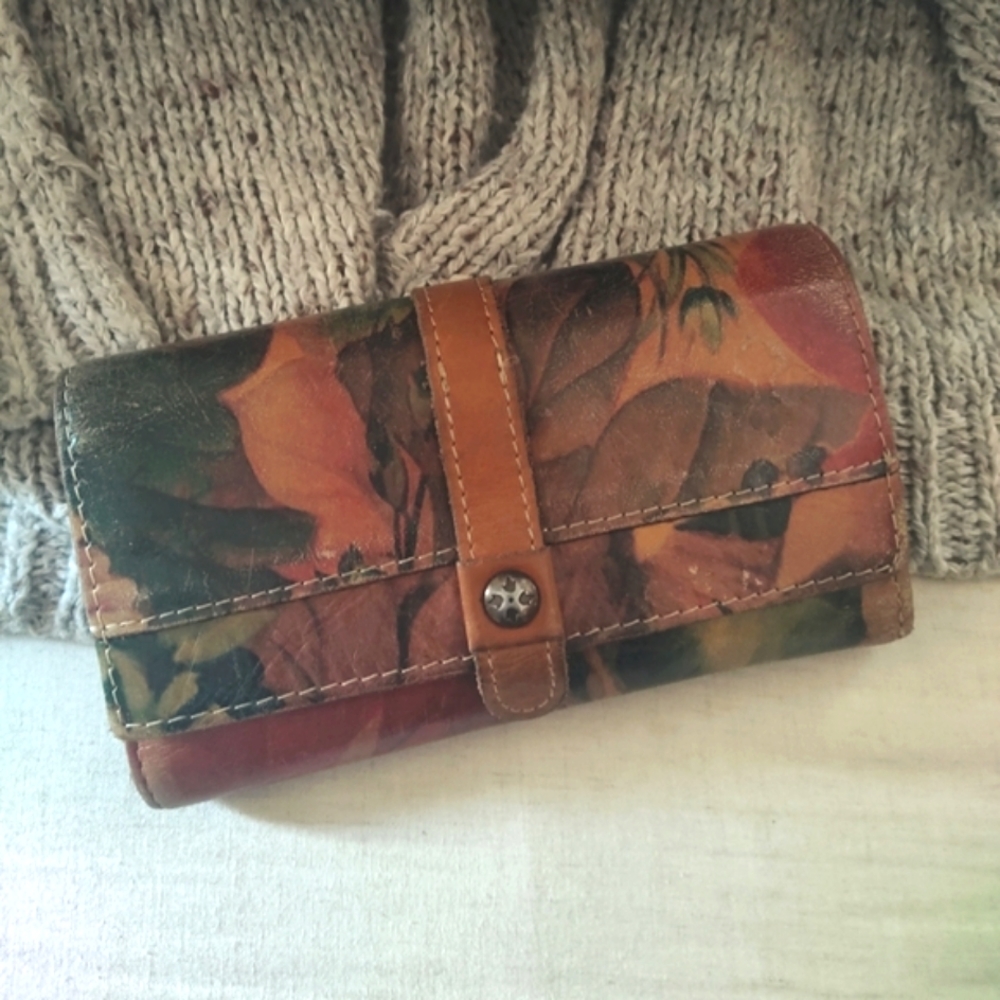 Patricia Nash Italy Leather Wallet